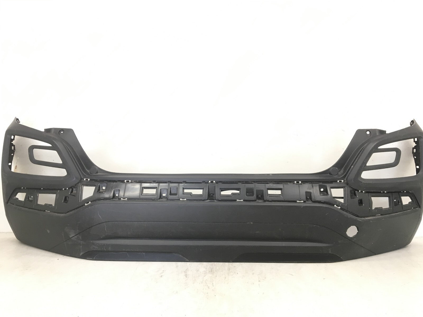 Rear Bumper Cover Hyundai Kona SE SEL 2018 2019 86610-J9000 OEM