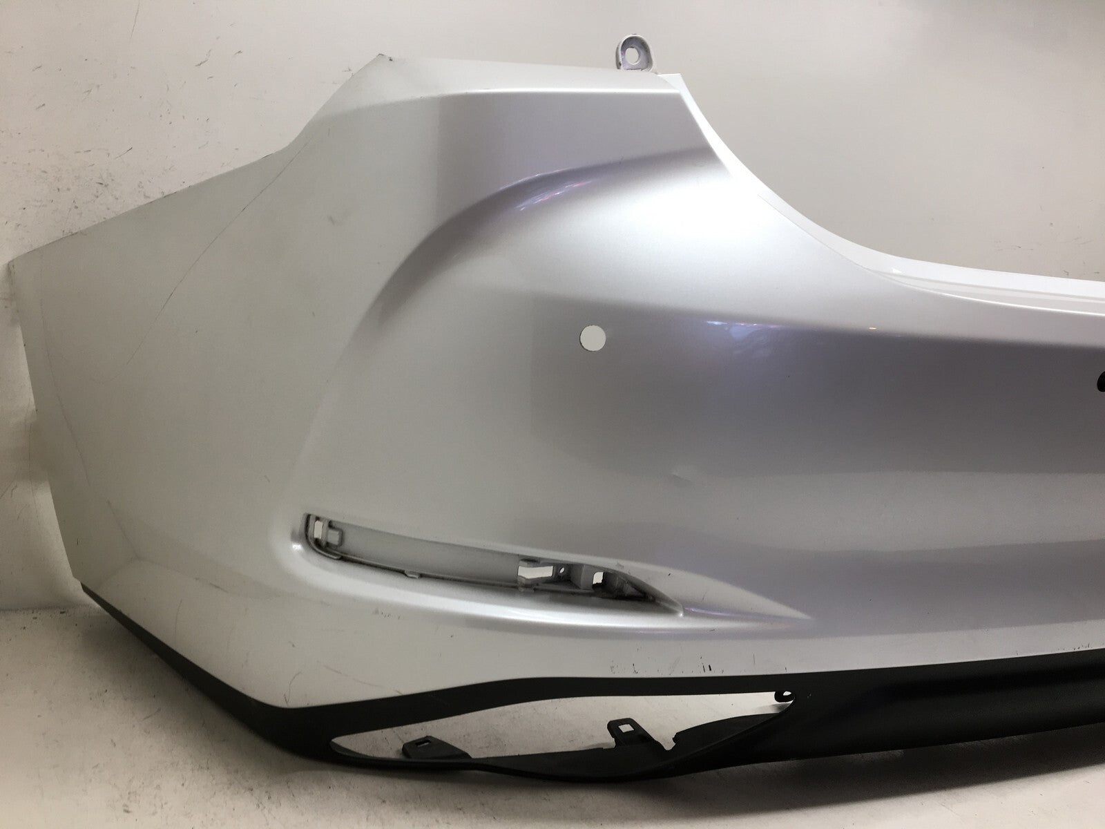 Rear Bumper Cover Lexus ES350 Base 085 2019 52159-06D40 Original
