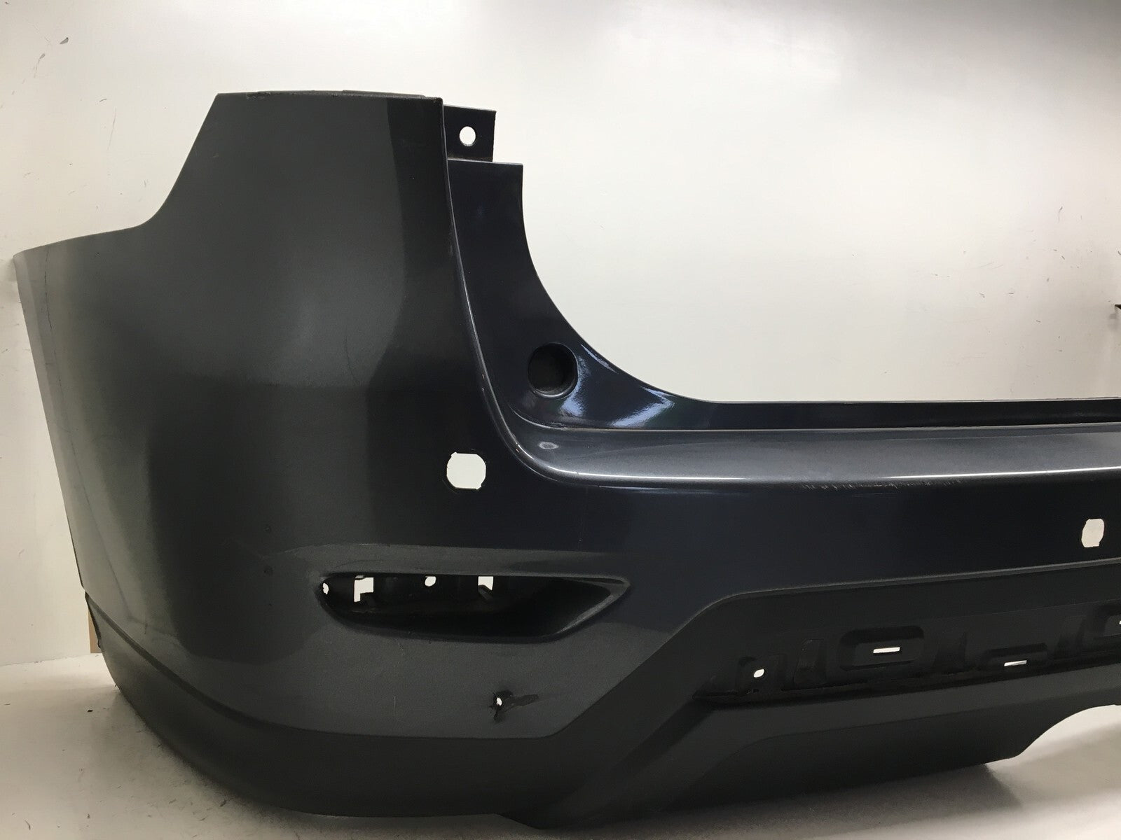 Rear Bumper Cover Nissan Pathfinder Platinum SV Hybrid w/o Sensr Holes 13-16 OEM