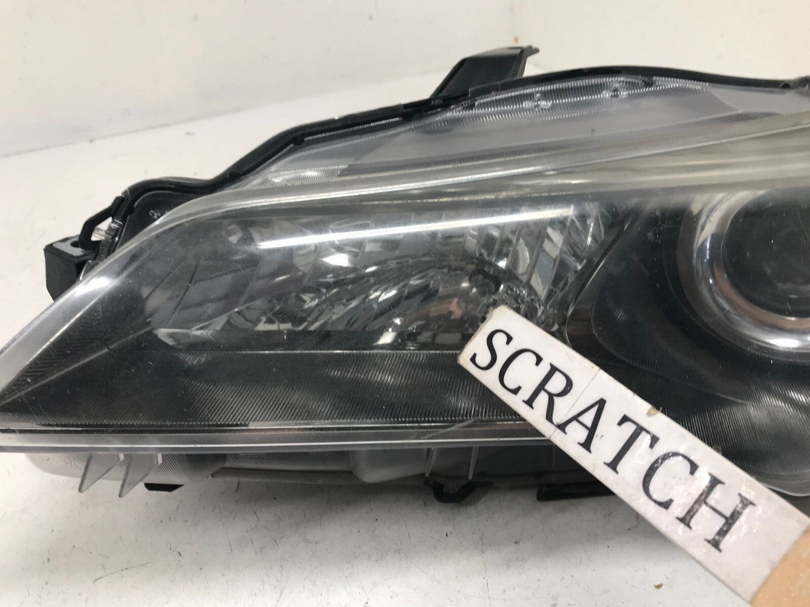 Headlight Damaged Driver LH Toyota Camry Hybrid LE XLE 2015-2017 81150-06D90 OEM
