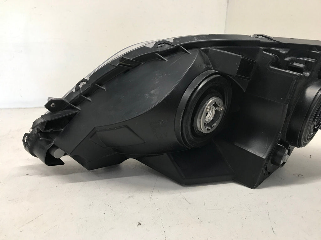 Headlight Damaged Passenger Right RH Toyota Sienna 2011-2013 8111008032 OEM