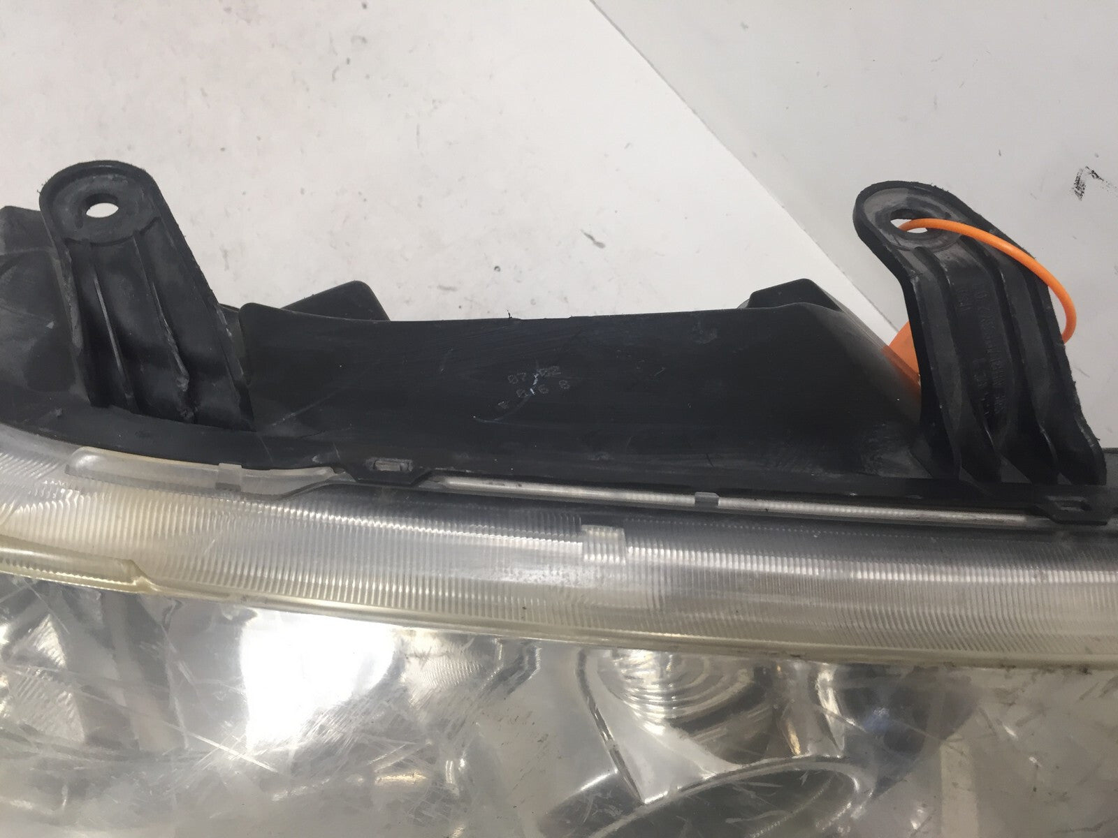Headlight Damaged Halogen Passenger RH Toyota Sequoia Tundra 2008-2013 OEM2