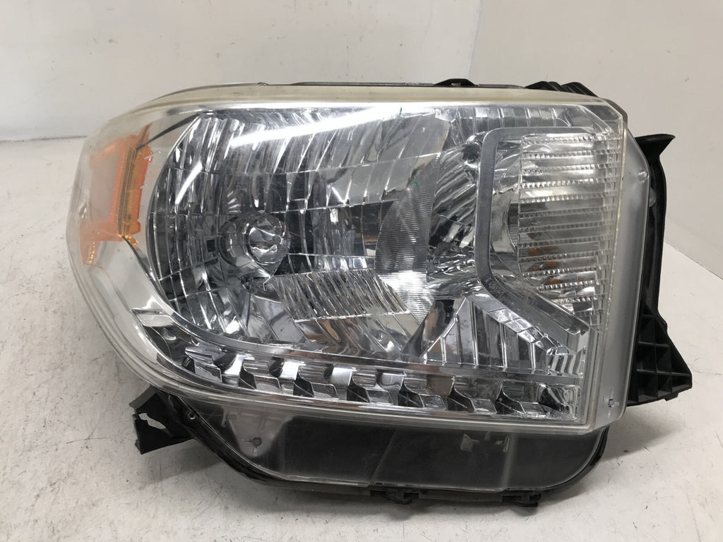 Head light Damaged Lamp Right Passenger RH Toyota Tundra 2014-2020 OEM3