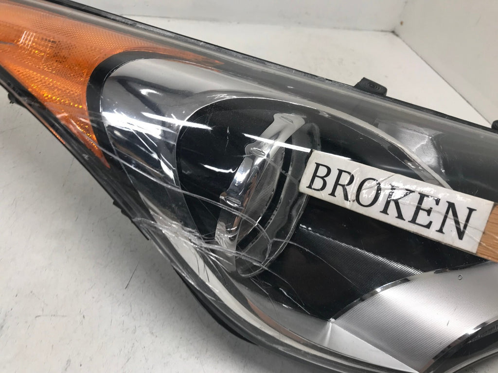 Headlight Damaged Right RH 12-2017 Hyundai Veloster PARTS ONLY 92102-2V030 OEM