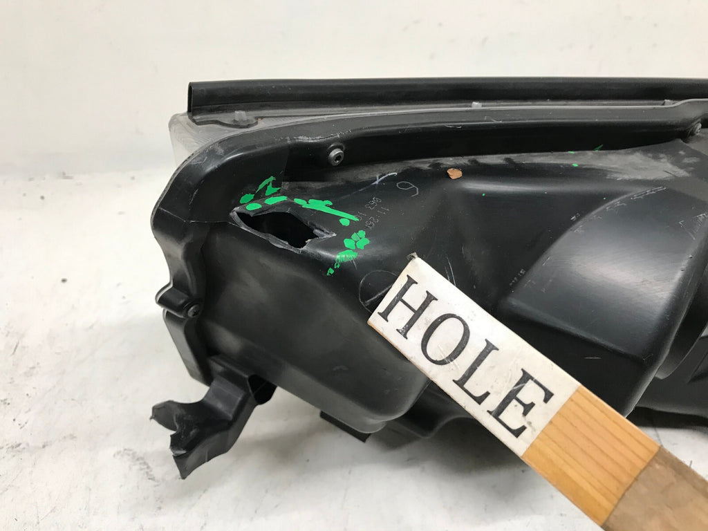 Headlight Damaged RH Passenger 2014 2015 2016 Toyota Highlander 81110-0E250 OEM