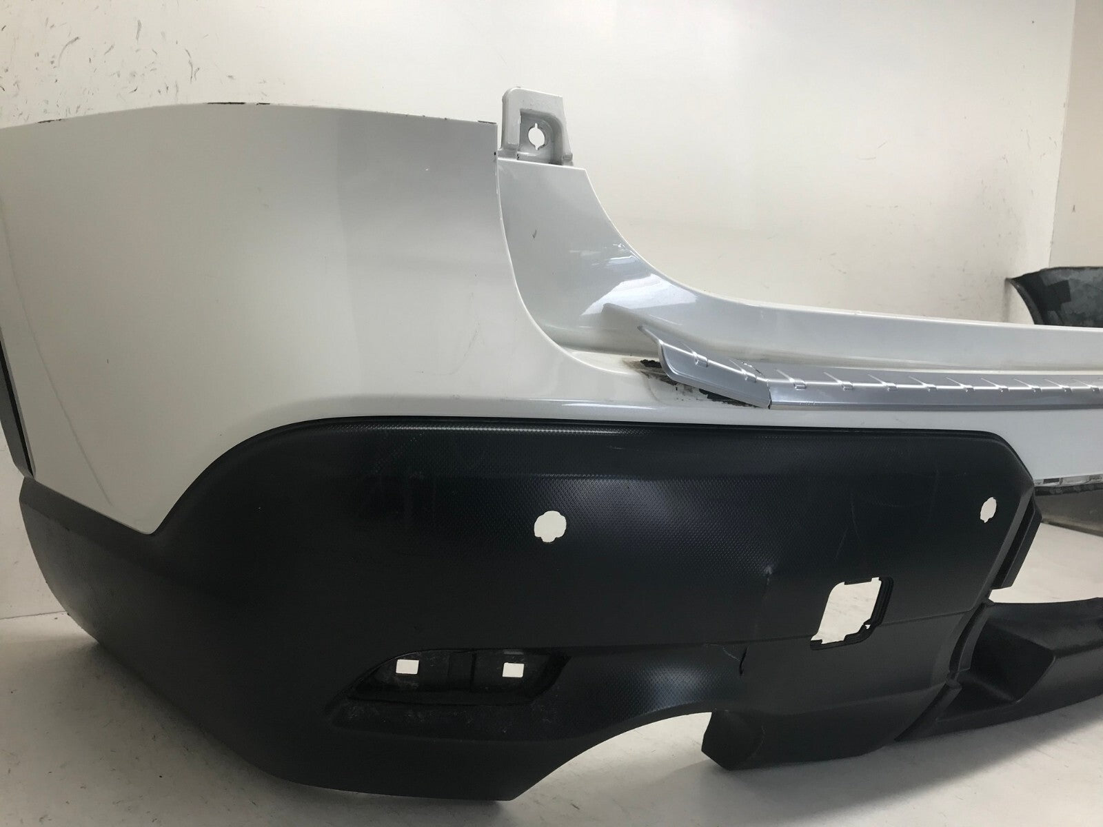 Rear Bumper Cover Subaru Ascent Base/Lted/Premium w/Sensor Hole White 19-21 OEM
