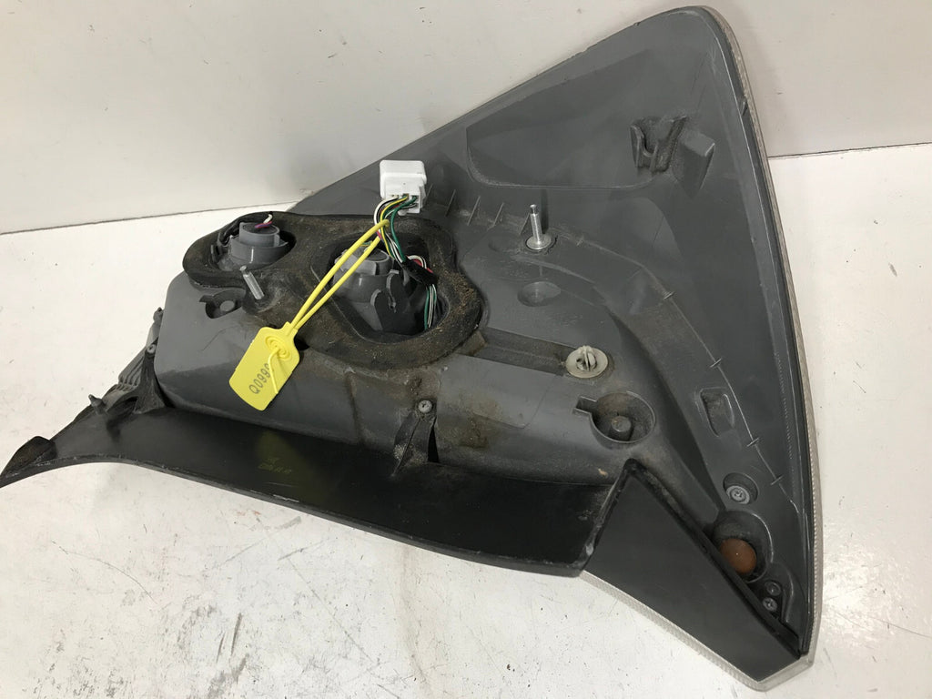 Tail light Damaged RH Passenger 2012-2015 Toyota Prius 8155147190 OEM