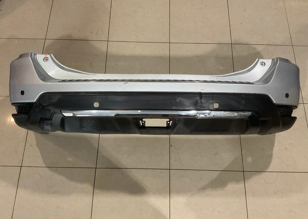 Rear Bumper Cover Silver 2017 20 19 Nissan Rogue 85022+6floh OEM