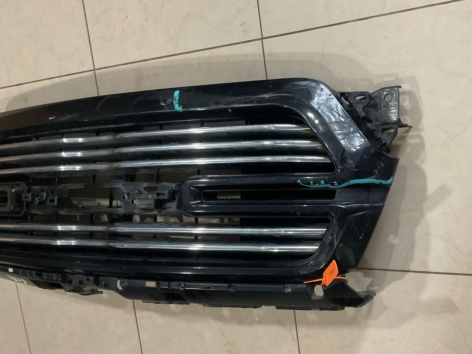 Grill Grille Black/Silver 2019-2024 Dodge Ram 1500 Laramie CAPA
