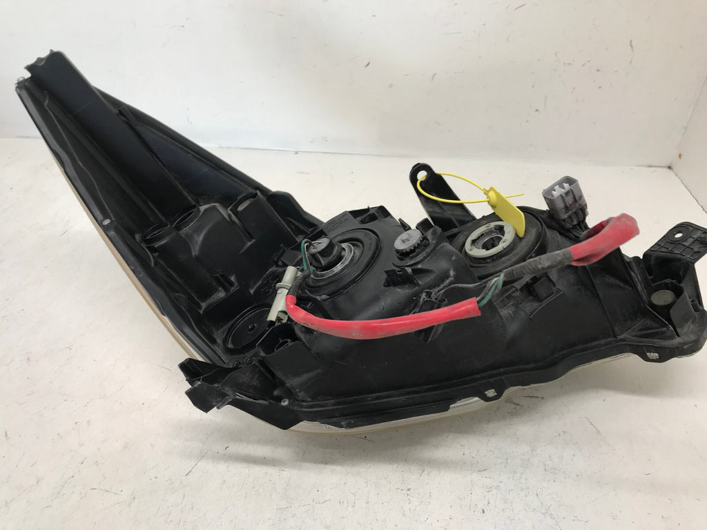 Headlight Damaged LH Driver 2014 2015 2016 Subaru Forester SJ 84001SG081 OEM
