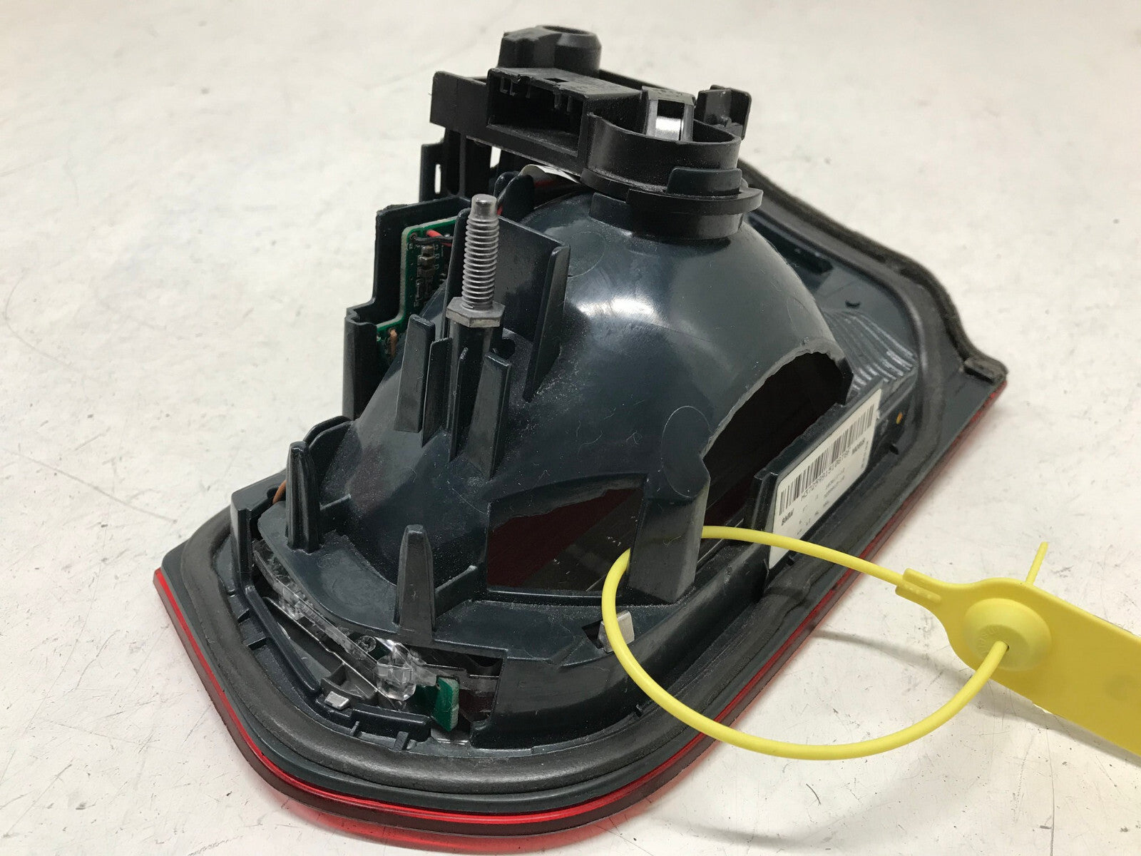 Tail light Damaged Driver Left LH BMW 3 Series F30 2012-2015 7259915-10 OEM