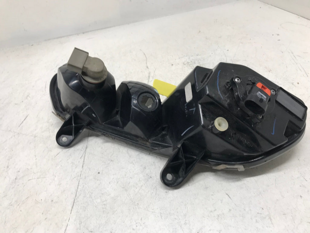 Fog light Damaged Passenger RH Right 2013-2016 Ford Escape CJ54-13B220-AG OEM