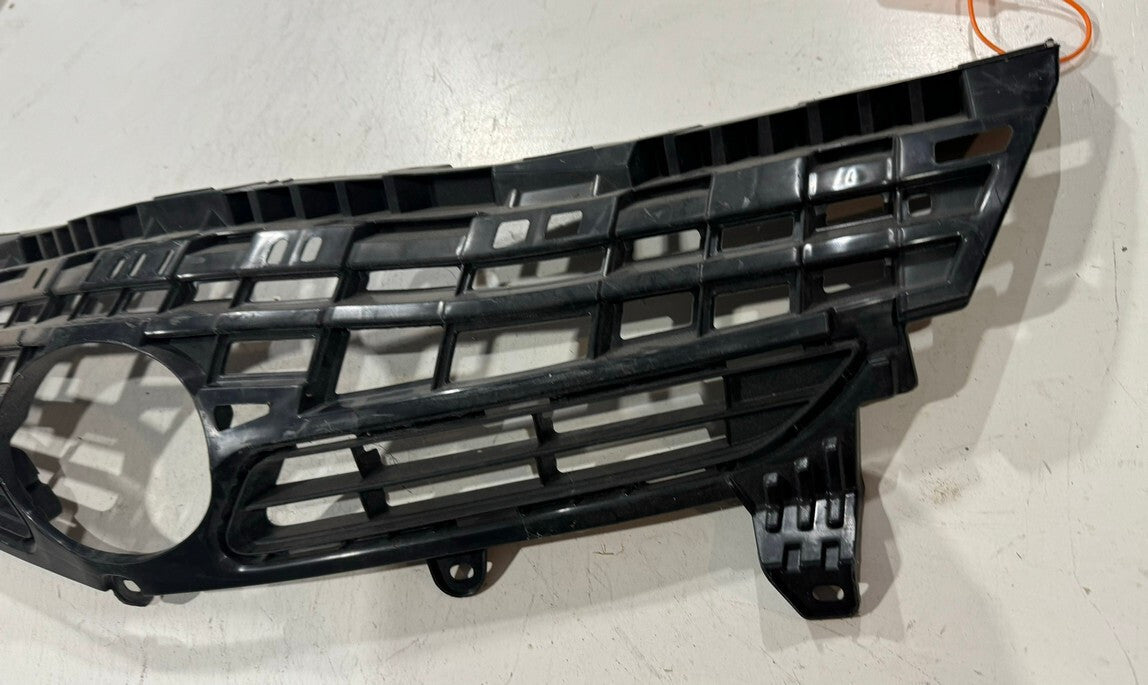 Grill Grille Black 2012-2015 Toyota Prius 5311147040 OEM