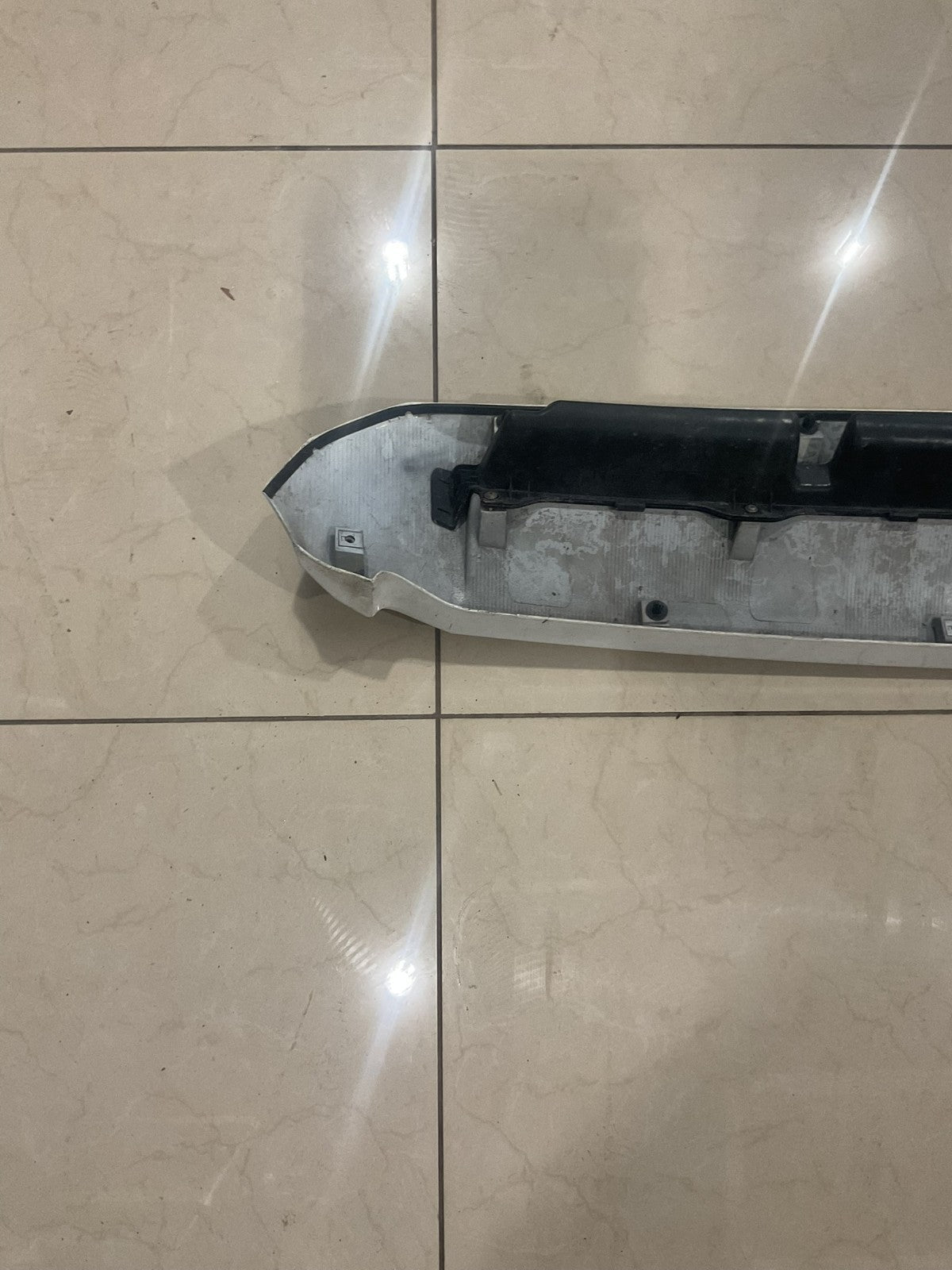 Grille Hood Bulge White 2014-2021 Toyota Tundra 76182+0c010 OEM