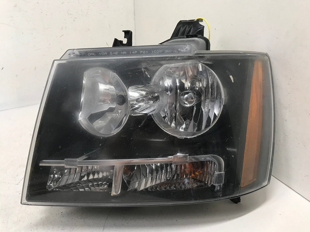 Headlight Damaged LH Driver 2007-2014 Chevy Tahoe Suburban 1500 22853025 OEM