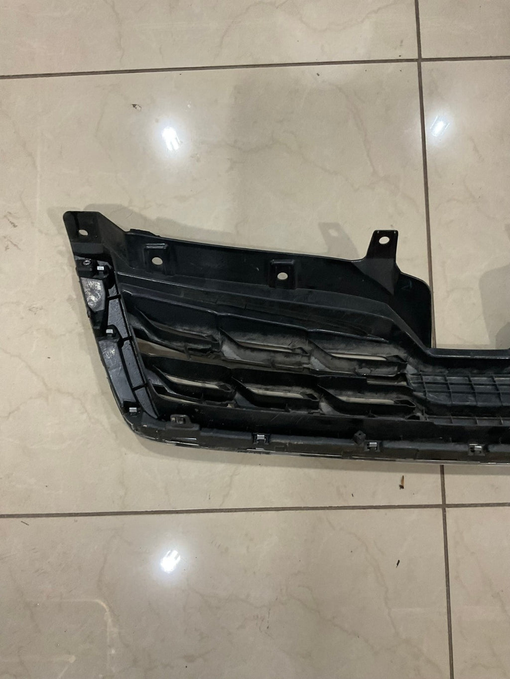 Grille Grill Black/Silver 2014 2015 2016 Subaru Forester 91122SG100 OEM