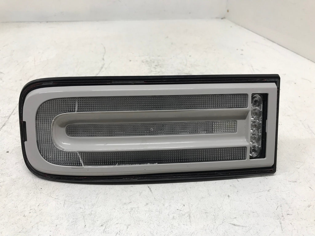 Tail light Damaged Driver LH Mercedes Benz G 550 2019-2022 2023 A4639068300 OEM