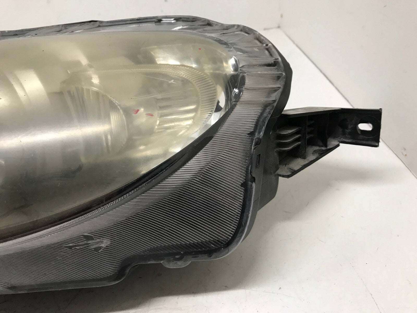Headlight Damaged LH Driver 2013-2015 Mazda MX5 Miata 100-61091 OEM