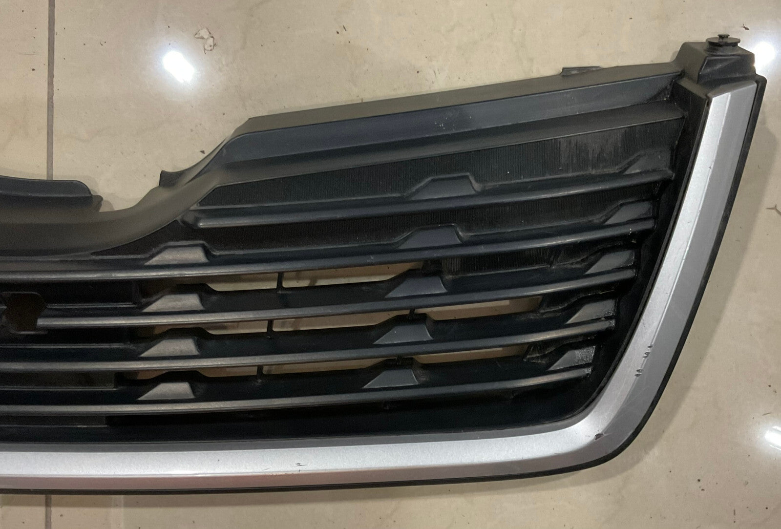 Grill Grille Black/Silver Trim 2019 2020 2021 Subaru Forester 91122SJO20 OEM
