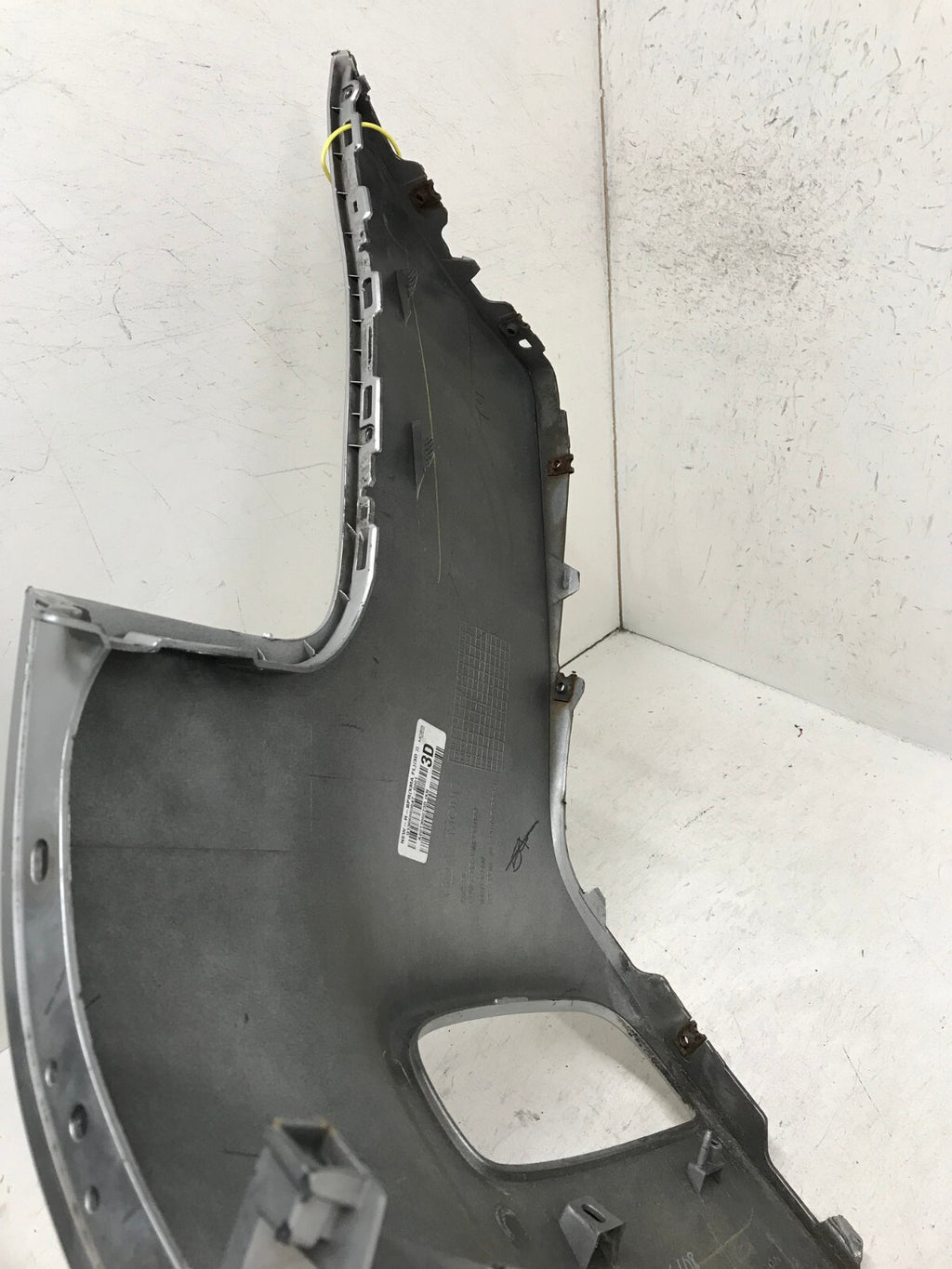 Rear Bumper Cover Silver Kia Sorento EX/Ltd 14-15 w/Sensor Holes 86611-1U500 OEM