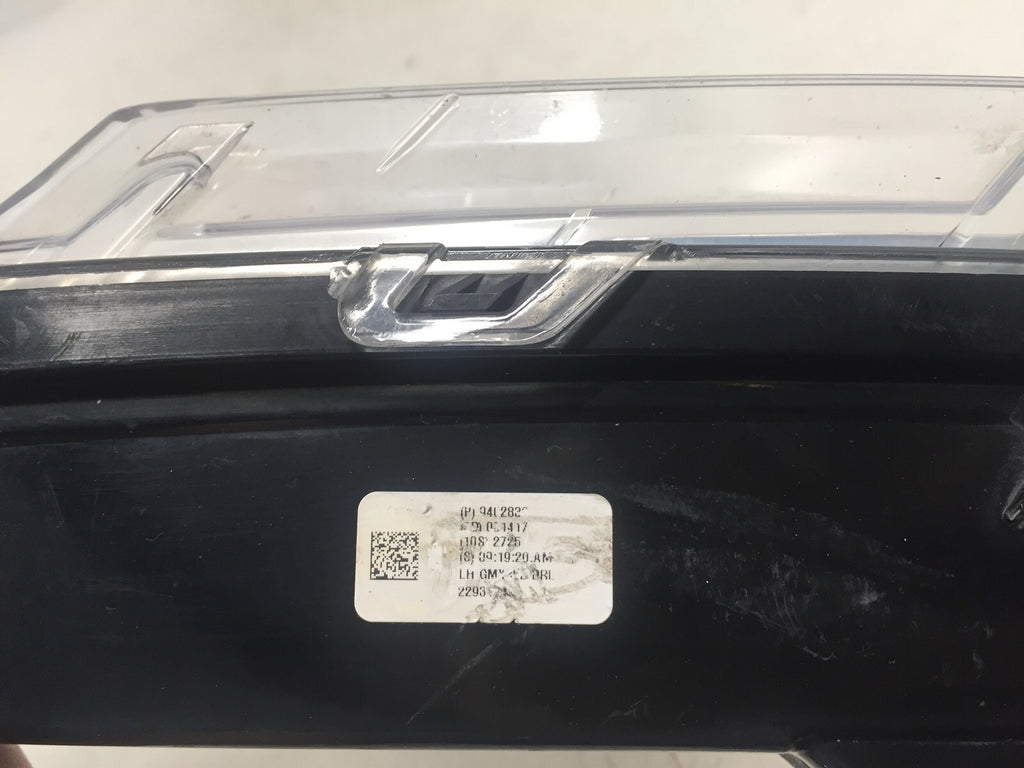 Fog light Damaged Left Side LH Chevy Impala 2014 2015 2016 2017 300461-AA OEM