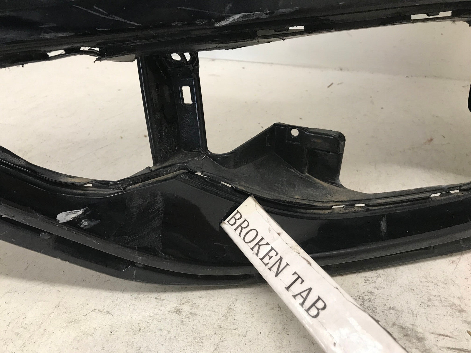 Front Upper Bumper Cover Black 2015-2016 Honda CR-V 71101-T1W-A000 OEM