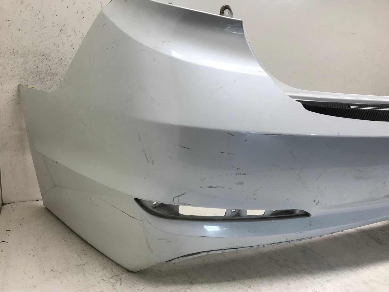 Rear Bumper Cover Hyundai Sonata Limited/SE/Sport White 15-2017 86611-C2000 OEM