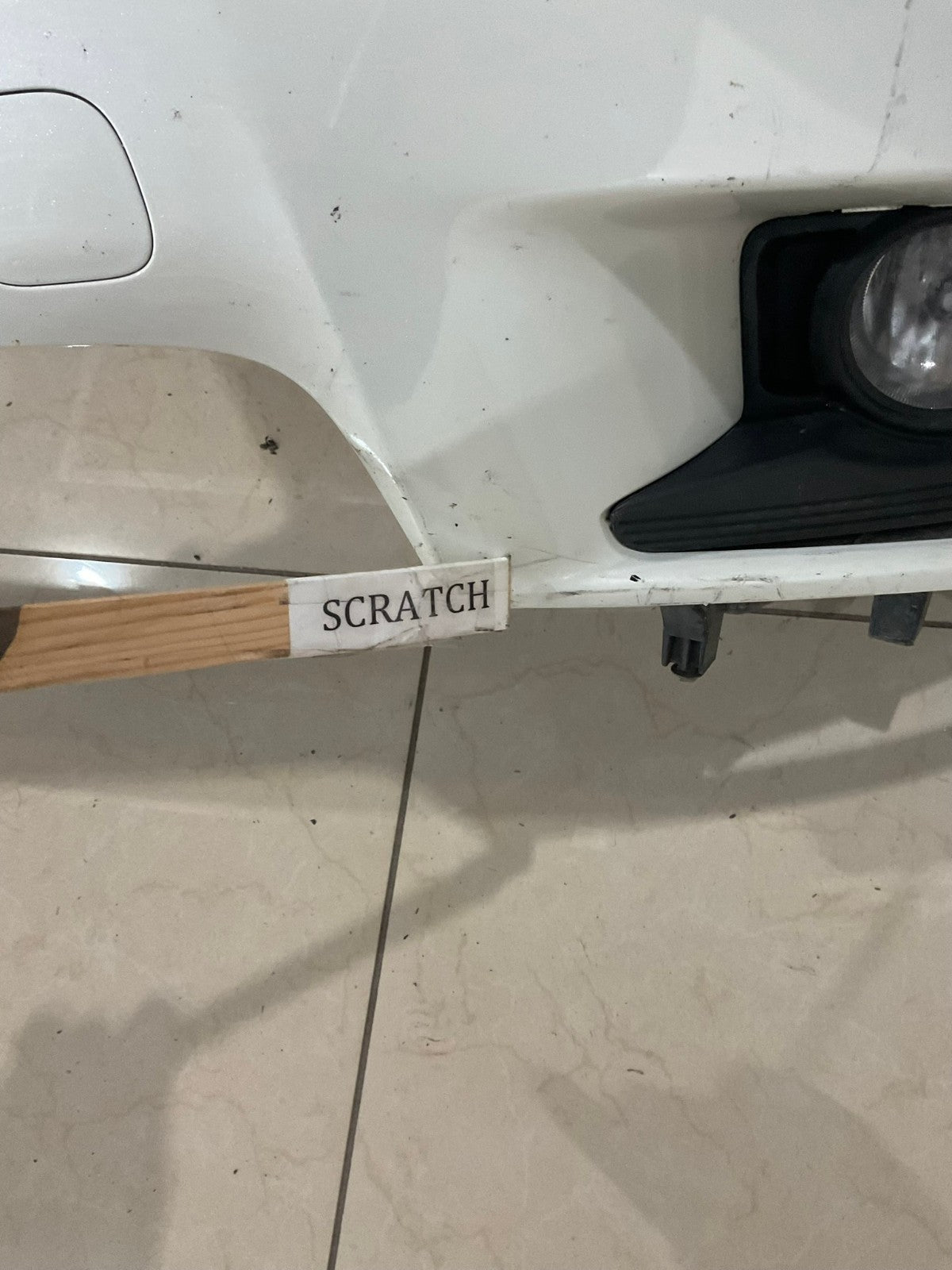 Front Bumper Cover White Toyota Highlander LE Hybrid 14-16 52119+0E220 OEM