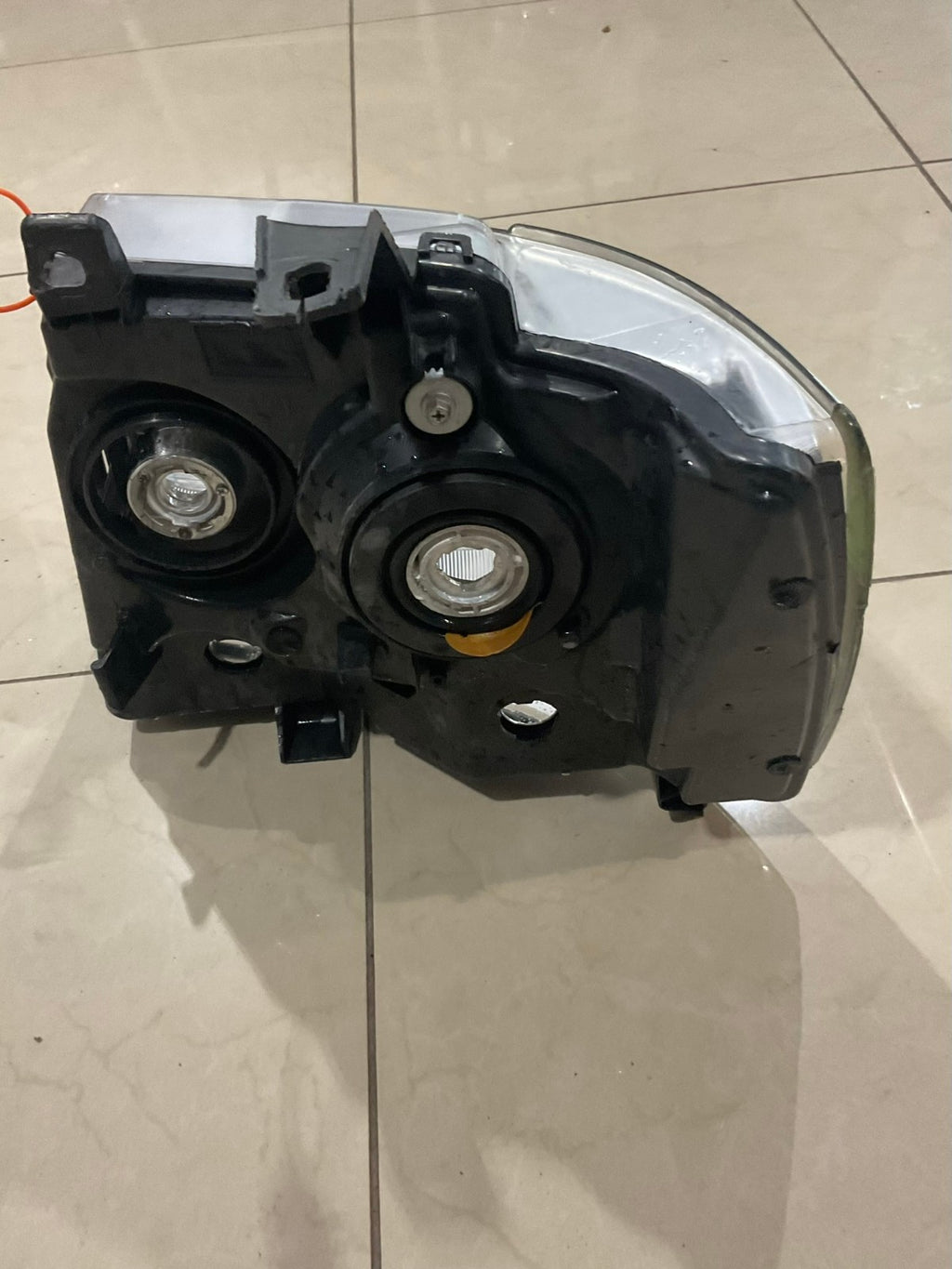 Headlight Right RH Passenger 2007-2014 Chevy Avalanche/Suburban/Tahoe CAPA