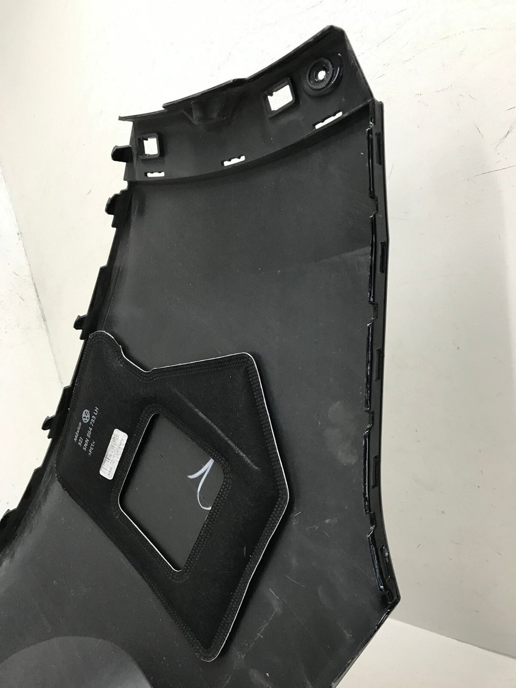 Rear Upper Bumper Cover Volkswagen Tiguan S/SE/SEL/SEL Black 18 5NN807421 OEM