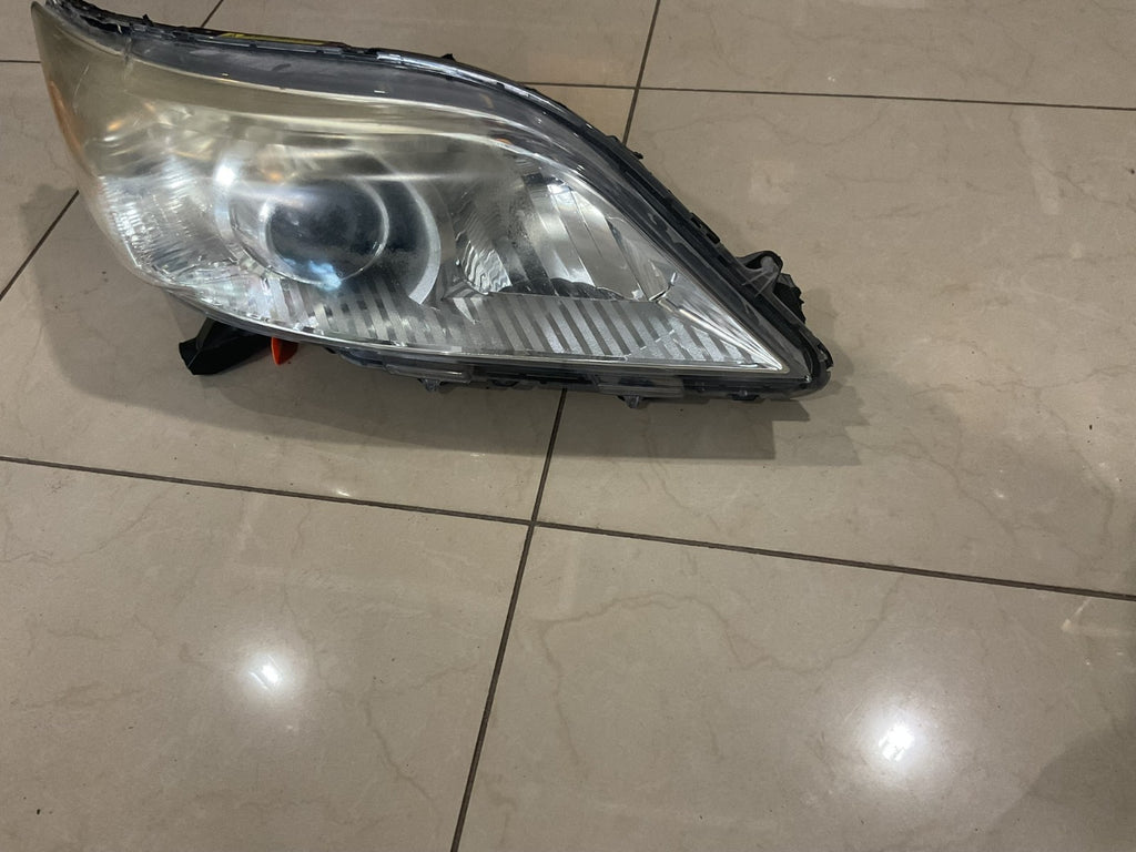 Headlight Right RH Passenger 2011-2020 Toyota Sienna CAPA