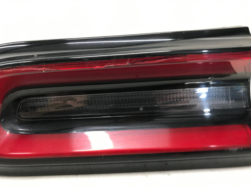Tail light Damaged Left LH Driver Dodge Challenger 2015-2019 68174069AF OEM
