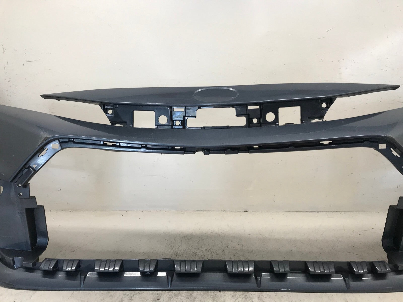 Front Bumper Cover Gray Toyota Corolla SE XSE Hatchback 19 20 CAPA
