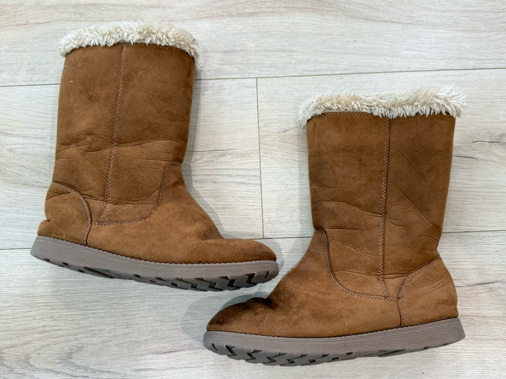 Cat And jack Winter Boots Girls Size 4