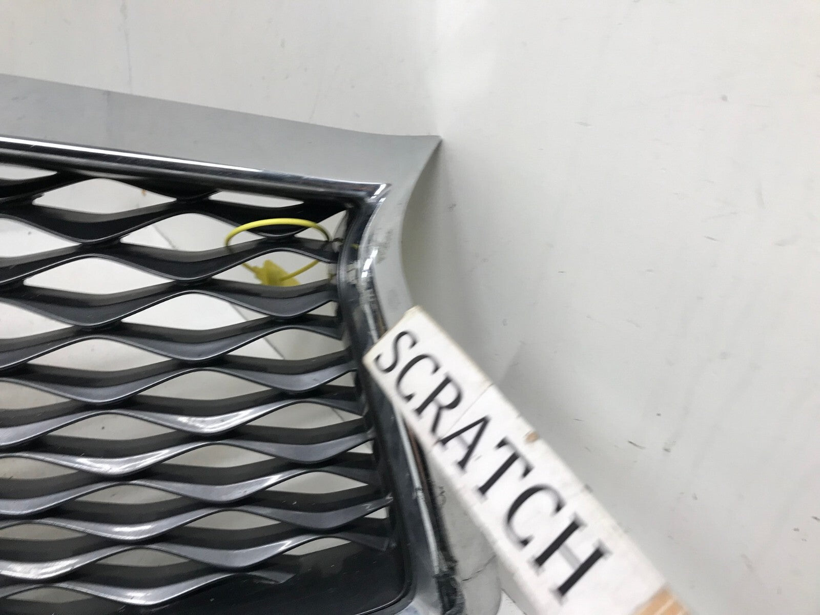 Grill Grille 2020-2022 Infiniti Q50 62310-6HM0C OEM