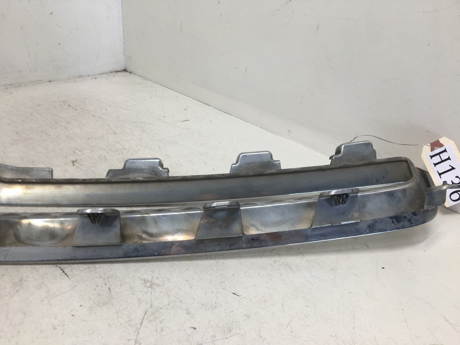 Grille Grill Chevrolet Malibu 2008 2009 2010 2011 2012 15823701 OEM