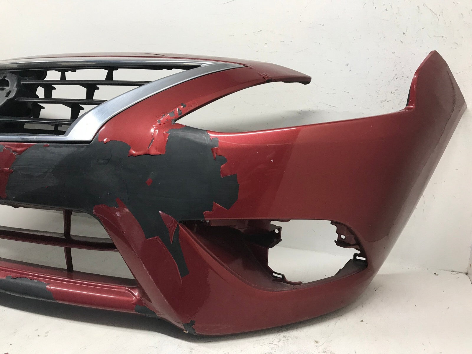 Front Bumper Cover Red Nissan Versa 2015-2018 62022-9KM0H OEM