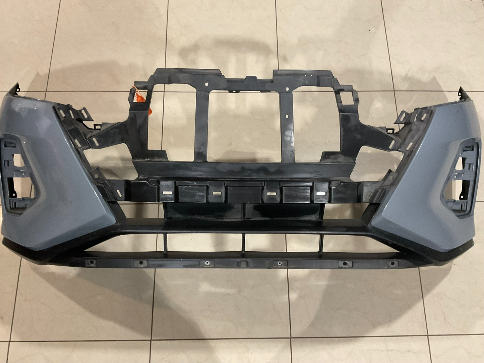 Front Bumper Cover Grey 2021 2022 Nissan Kicks S/SV/SR 62022+5r00h OEM