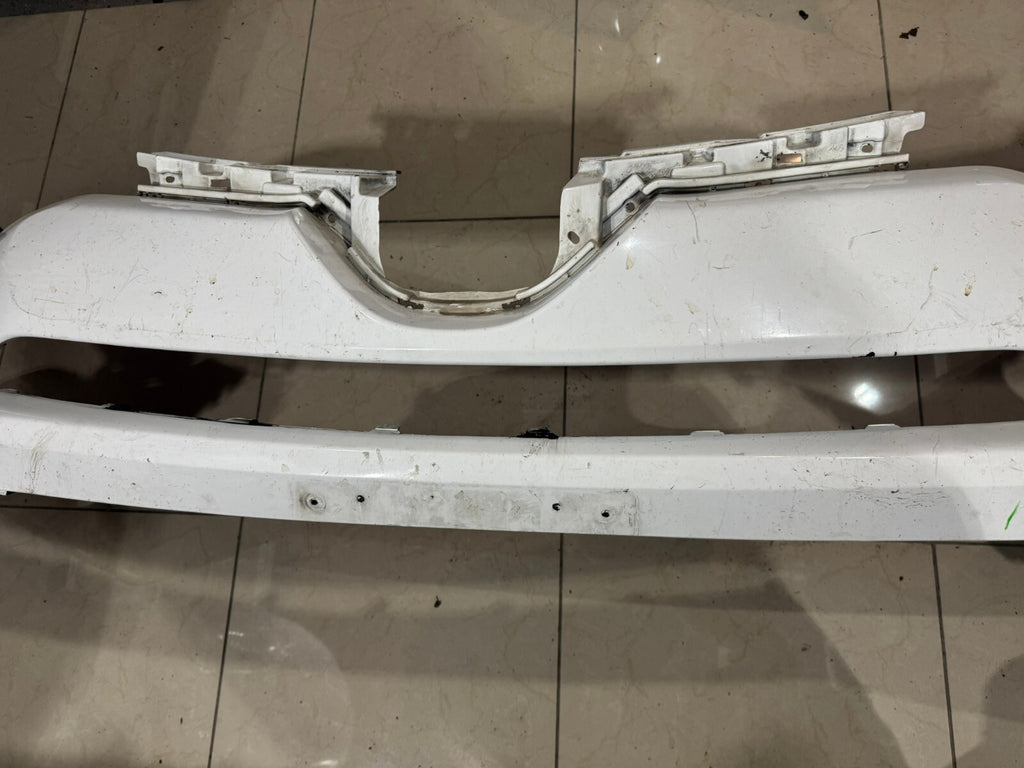 Front Bumper Cover White Toyota RAV4 Hybrid Limited LE 2016-2018 52119-OR150 OEM
