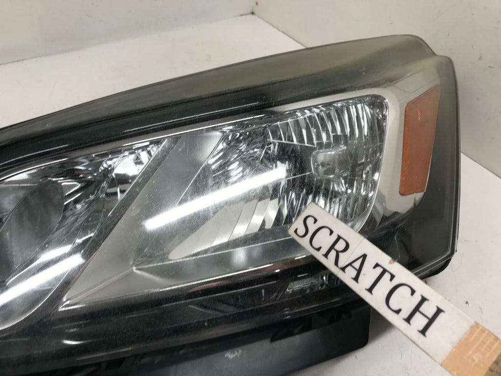 Headlight Damaged Left LH Driver 2013-2017 Chevrolet Traverse 23402604 OEM
