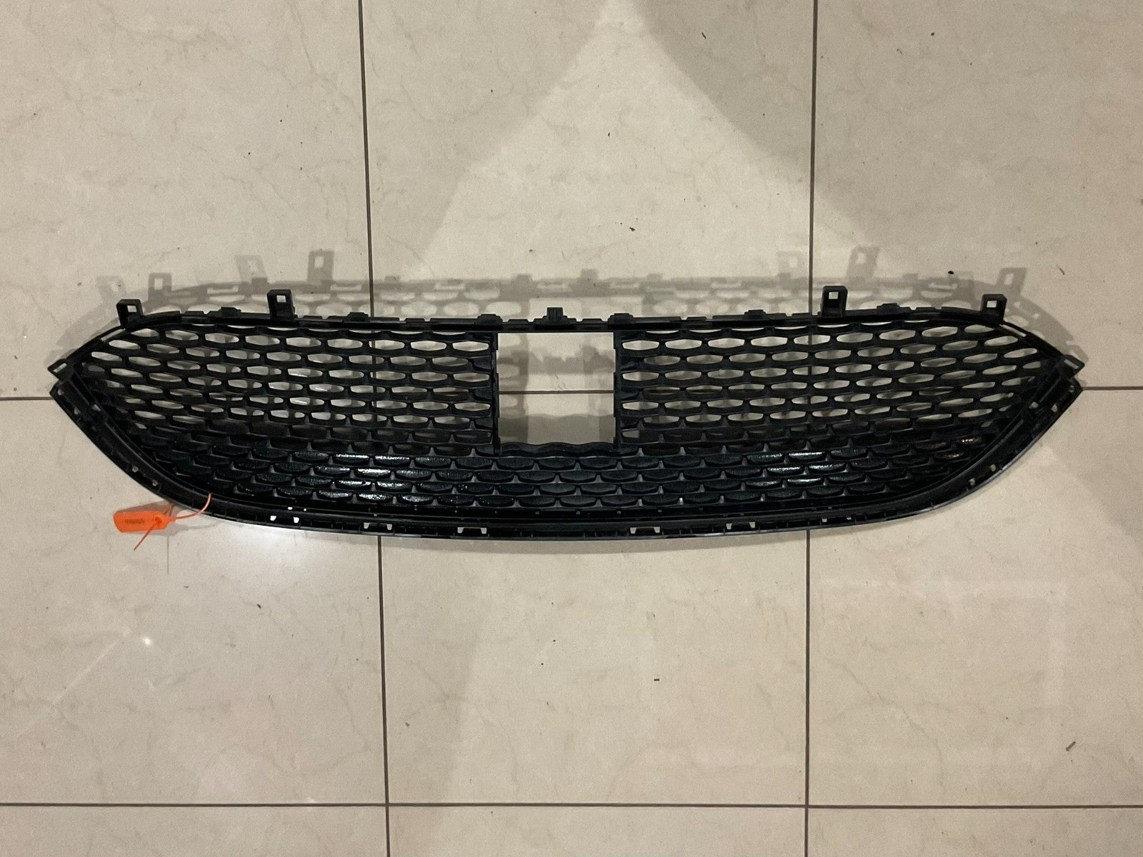 Grille Grill Black Chrysler Pacifica 2017-2020 68259199aa OEM