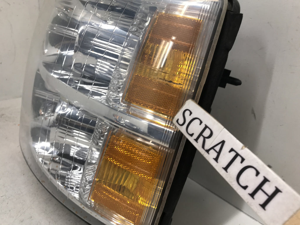 Headlight Damaged Driver LH Chevy Silverado 1500 2500 3500 07-2013 25962804 OEM