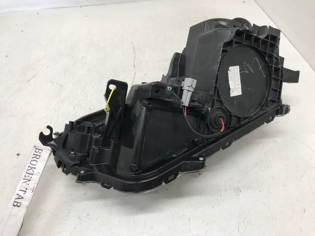 Headlight Damaged Right RH Passenger Toyota RAV4 2016 2017 2018 81110-0R080 OEM