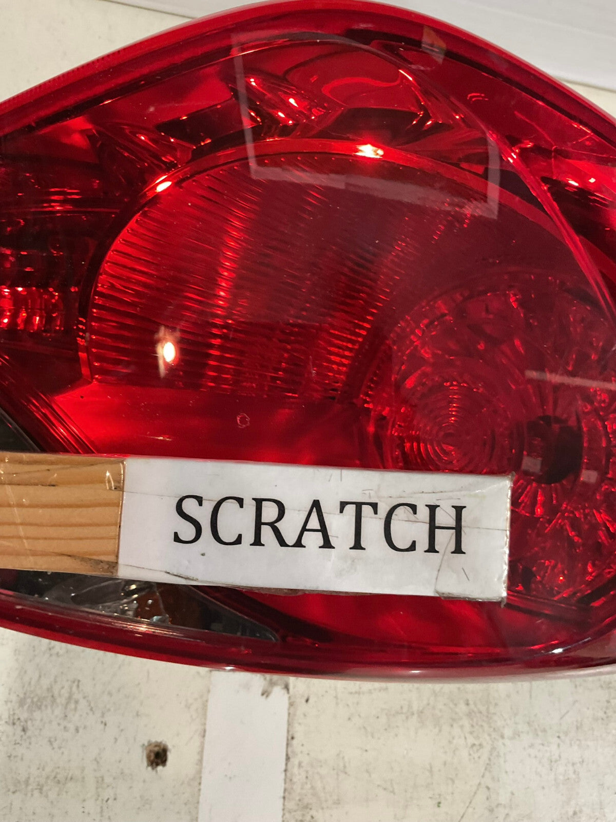 Tail light Damaged Right Passenger RH 11 - 14 Hyundai Sonata 92401-3Q OEM
