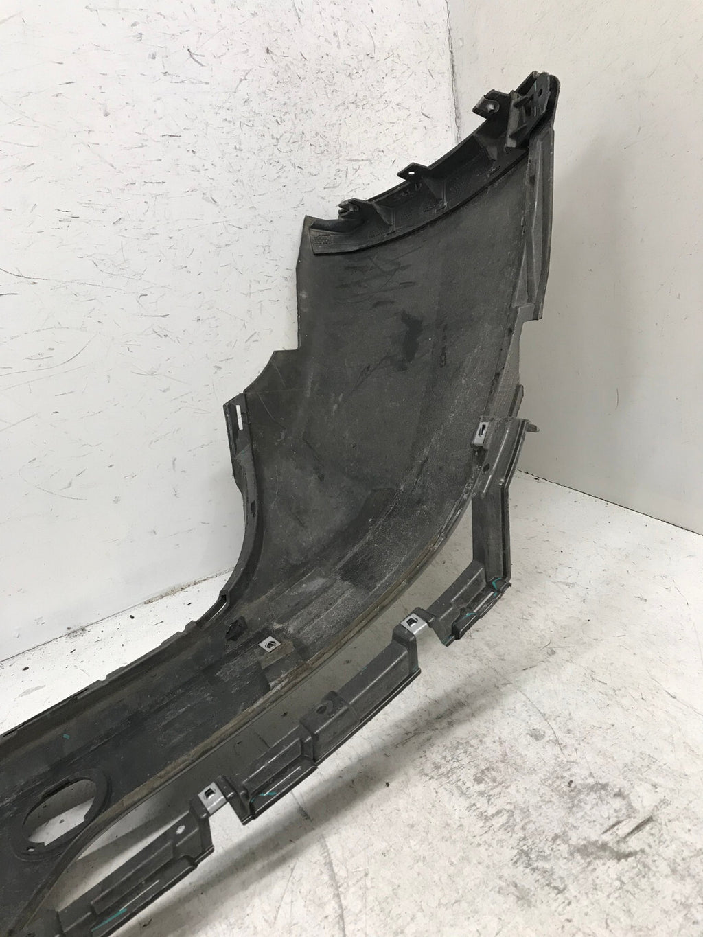 Rear Bumper Cover Gray 2016-2018 Buick Envision 22905067 OEM