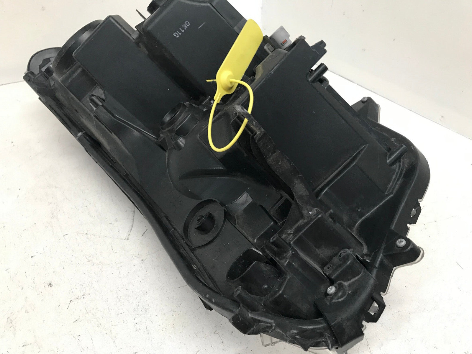 Projector Headlight Damaged Right RH Toyota RAV4 2016 2017 2018 8114542670 OEM