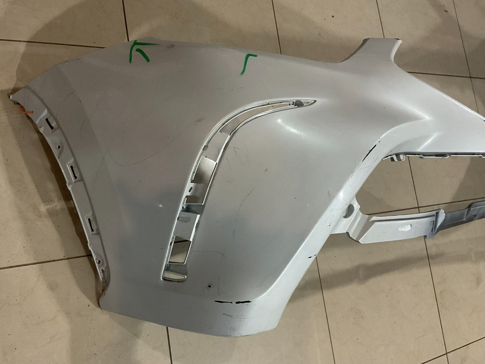 Front Bumper Cover White 2021-2024 Toyota Highlander XSE 52119+0e540 OEM