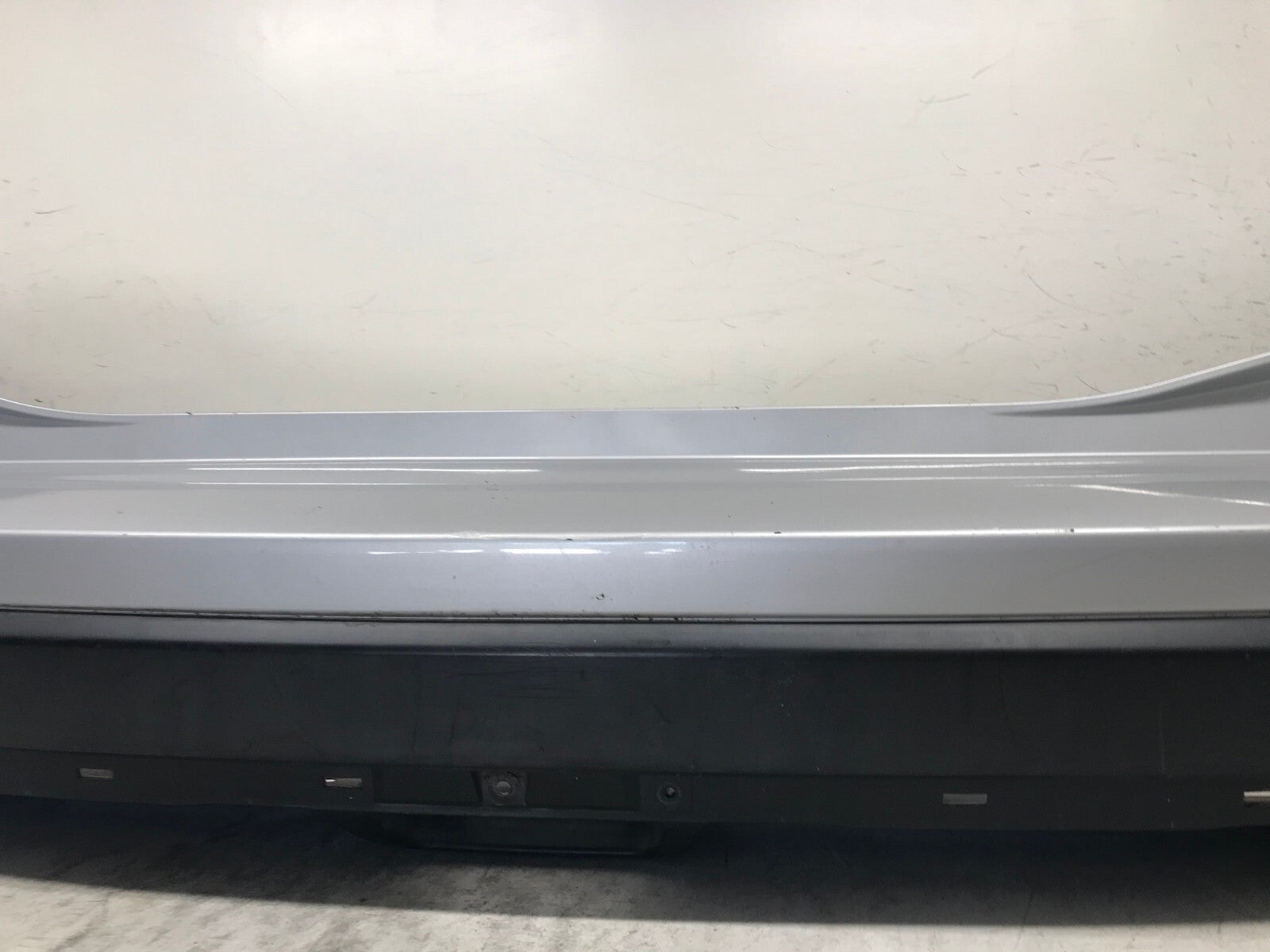 Rear Bumper Cover Silver 2017-2018 Nissan Rogue S/SL/SV/Hybrid 85022-6FL0H OEM