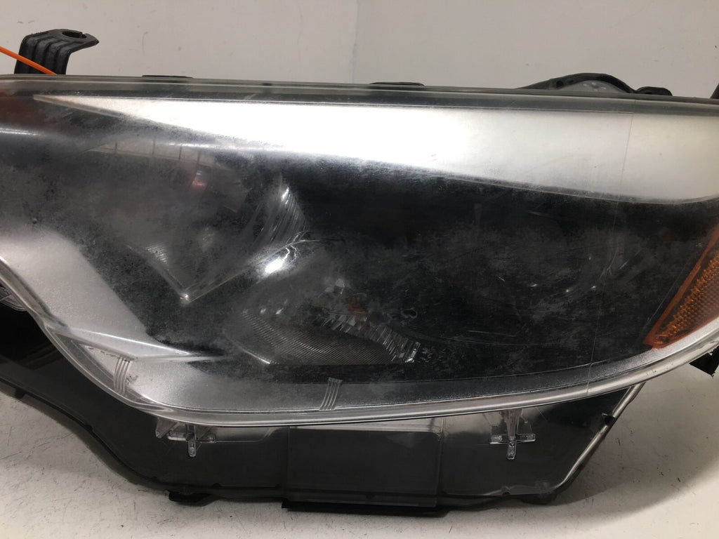 Headlight Damaged Headlamp Driver LH Toyota Corolla 2014-2016 81150-02E60 OEM
