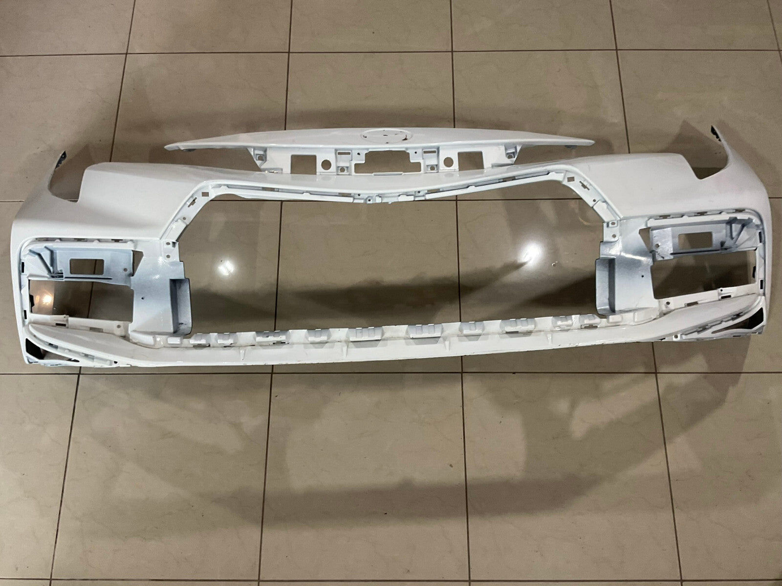 Front Bumper Cover White 2020-2023 Toyota Corolla CAPA